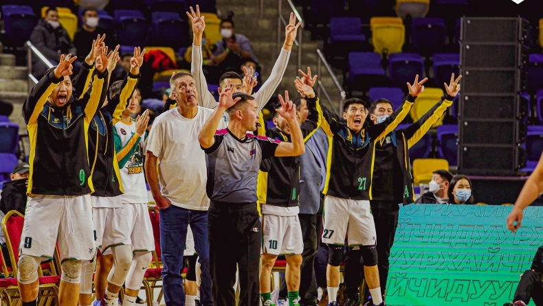 Φραγκιάς στο Gazzetta: «Σουρεάλ καταστάσεις στη Μογγολία, έμαθαν για πρώτη φορά την άμυνα ζώνης στο τάιμ άουτ»