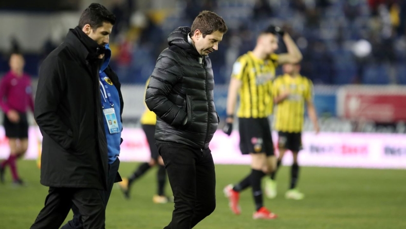 ΑΕΚ: Τρομερή ταλαιπωρία για παίκτες και μέλη της ομάδας, στα Σπάτα θα διανυκτερεύσει ο Γιαννίκης