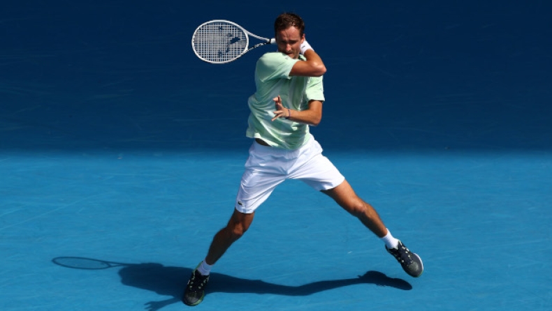 Australian Open: Με συνοπτικές διαδικασίες στον δεύτερο γύρο ο Μεντβέντεφ