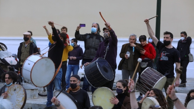 Ποιοι δικαιούνται το έκτακτο επίδομα των 534 ευρώ (vid)