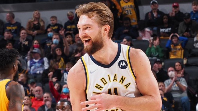 Πέισερς - Τζαζ 125-113: Ο Σαμπόνις έκανε το ματς της ζωής του (vid)