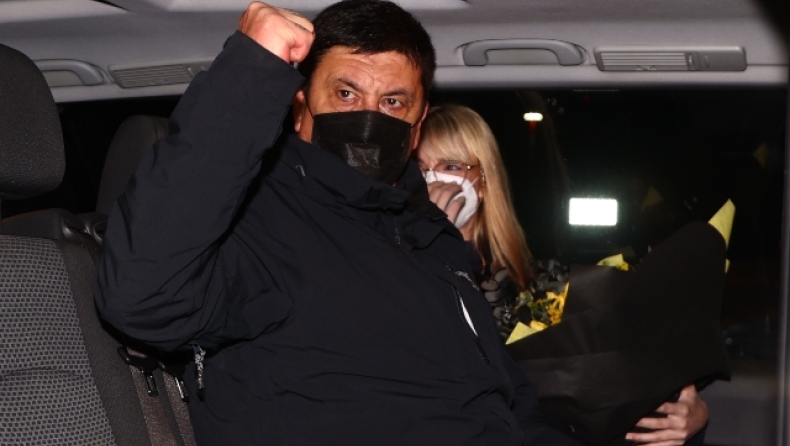 Μπούργος: «Τα πάντα για να φέρουμε επιτυχίες στον Αρη» 