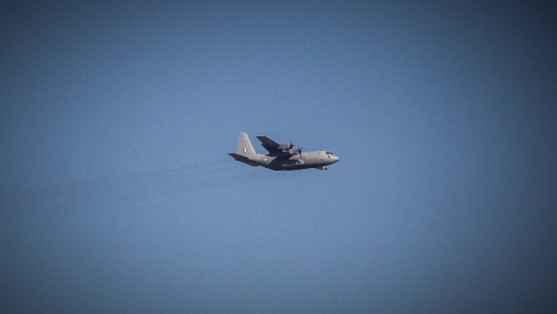 Απογειώθηκαν για Ουκρανία τα ελληνικά C-130 με πυρομαχικά, καλάσνικοφ και εκτοξευτήρες