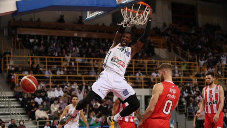 Παναθηναϊκός - Ολυμπιακός: Το τρομερό alley-oop κάρφωμα του Έβανς (vid)