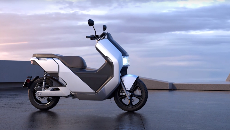 Ecooter E5 HP: Το ηλεκτρικό scooter με ροπή… αυτοκινήτου (Vid)