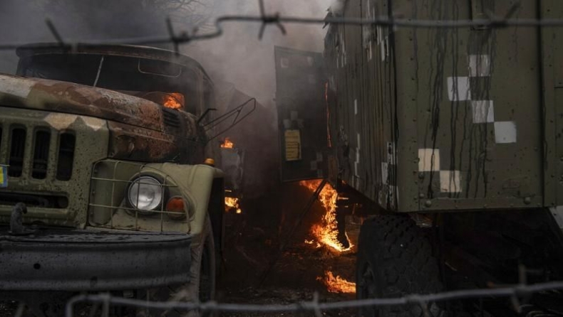 Στον αέρα οι διαπραγματεύσεις: «Ο κόσμος σκοτώνεται και οι διαπραγματευτές φωτογραφίζονται»