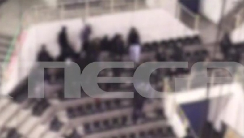 Δολοφονία Άλκη: Βίντεο με τους κατηγορούμενους στην εξέδρα του γηπέδου, στον αγώνα βόλεϊ (vid)
