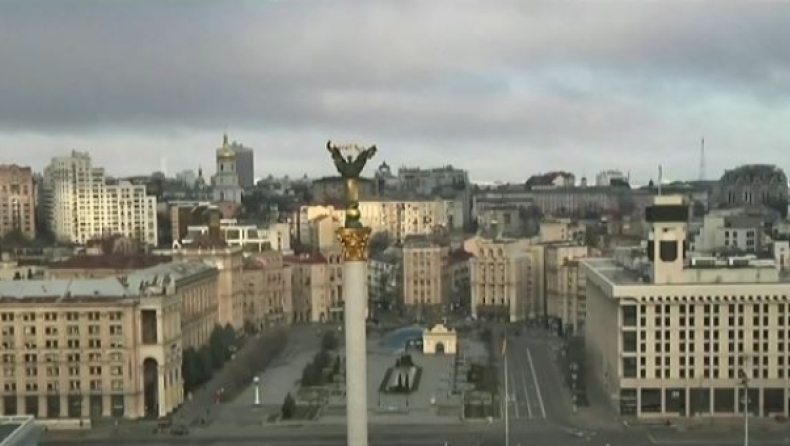 Απαγόρευση κυκλοφορίας έως το πρωί της Δευτέρας στο Κίεβο: «Για να καθαρίσει η πόλη από τα σαμποτάζ του εχθρού»