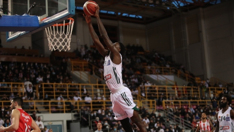 Κύπελλο μπάσκετ Final 4: Ο Οκάρο Ουάιτ «γκρεμίζει» την μπασκέτα με κάρφωμα (vid)