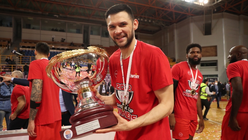 Παπανικολάου: «Ενδεχόμενο πλεονέκτημα έδρας δεν σημαίνει πως θα πάμε στο Final 4» (vid)