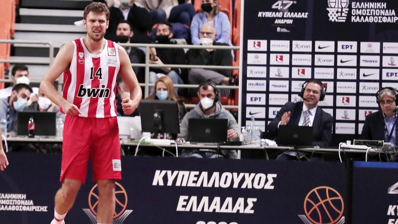 Παναθηναϊκός - Ολυμπιακός: Απίθανο γκολ-φάουλ του Βεζένκοβ (vid)