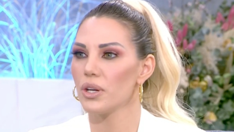 Συγκλονίζει η Σάσα Μπάστα: «Έμαθα για το θάνατο του πατέρα μου από τη νέα του οικογένεια, δύο μήνες μετά, επειδή ήθελαν χρήματα» (vid)