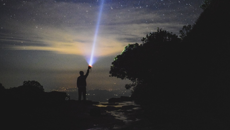 Ταξιδιώτης του χρόνου αποκαλύπτει πως στις 29 Αυγούστου 5 άνθρωποι θα αποκτήσουν σούπερ δυνάμεις (vid)