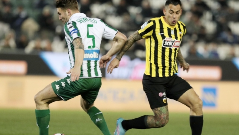 Ο Αραούχο έδωσε τη φανέλα του σε έναν φίλο του Παναθηναϊκού (vid)