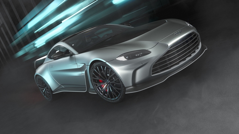 Aston Martin Vantage: 700 ίπποι στο «αντίο» του V12 κινητήρα (vid)