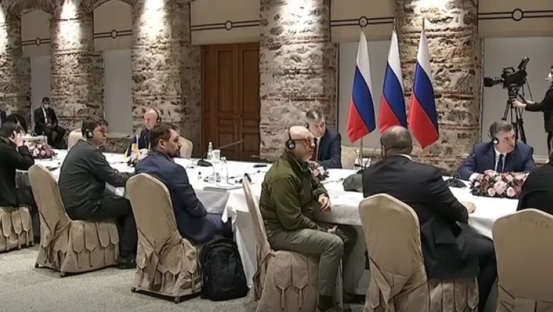 Ρώσος διαπραγματευτής: «Πιθανή μια συνάντηση Πούτιν – Ζελένσκι, αν υπάρξει συμφωνία»