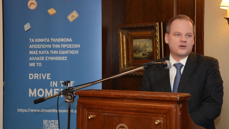 Καραμανλής: «Αυστηρός όπου χρειάζεται, δίκαιος για όλους ο νέος ΚΟΚ»