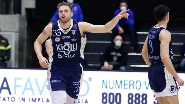 Σάσαρι - Φορτιτούντο 85-79: Ήττα για την ομάδα του Χαραλαμπόπουλου που ήταν θετικός
