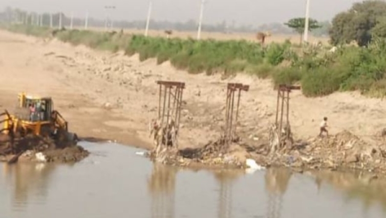 Απατεώνες στην Ινδία έκλεψαν μία μεταλλική γέφυρα που ζυγίζει 500 τόνους