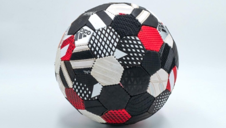 Σχεδιαστής προϊόντων έφτιαξε την υπέρτατη μπάλα με κομμάτια από ποδοσφαιρικά παπούτσια!