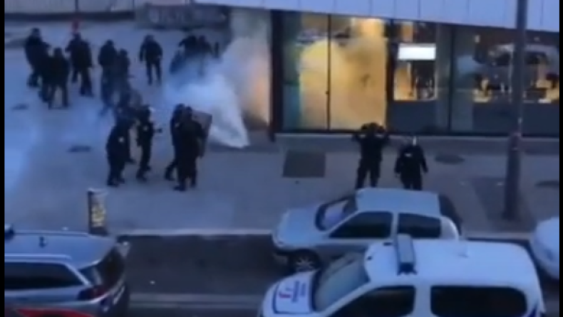 ΠΑΟΚ: Ένταση και... κλεφτοπόλεμος οπαδών και αστυνομίας στη Μασσαλία! (vid)