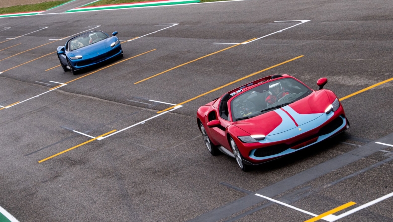 Ferrari: Λεκλέρ και Σάινθ οδηγούν στην Ίμολα την 296 GTS (vid)