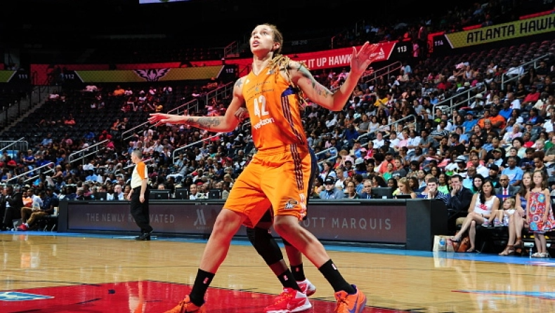WNBA: Το draft 2022 εκκίνησε με αναφορά στην φυλακισμένη Γκράινερ