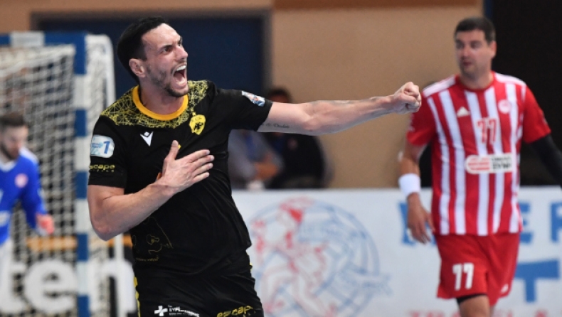 ΑΕΚ - Ολυμπιακός 28-24: Είχε τις λύσεις και πάει για το 5ο κύπελλο (vids)