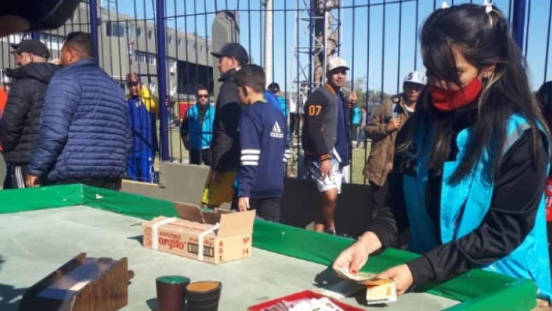 Χρηματικά έπαθλα, αυτοκίνητα, όπλα και ναρκωτικά: Εφοδος σε ομάδα της Αργεντινής για παράνομο τουρνουά