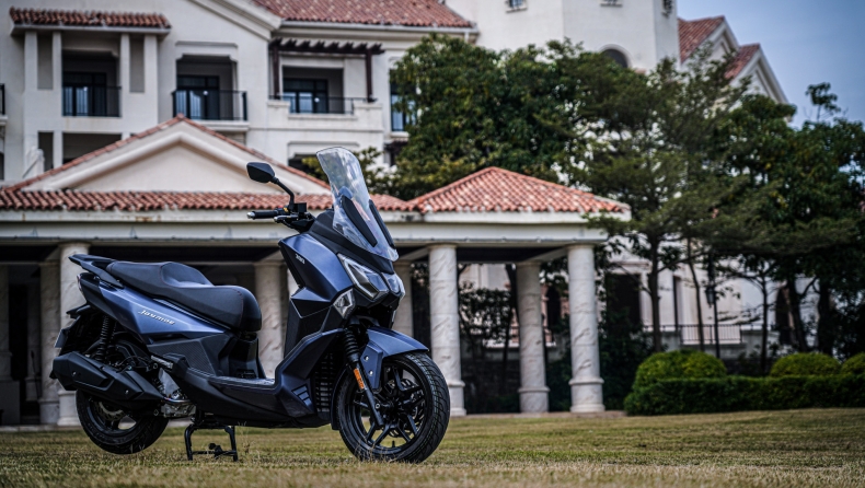 SYM Joyride 300 16": Πότε έρχεται στην Ελλάδα και πόσο κοστίζει
