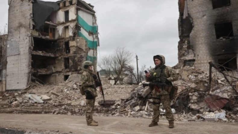 Η Ρωσία βομβαρδίζει και πάλι την Οδησσό