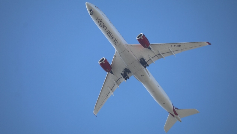 Πτήση επέστρεψε πίσω γιατί ο ένας πιλότος δεν είχε ολοκληρώσει την εκπαίδευσή του