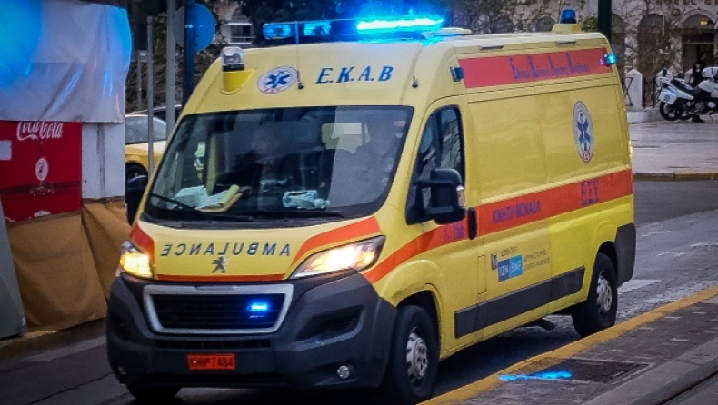 Στο νοσοκομείο δύο 16χρονες σε συμπλοκή ανηλίκων στη Θεσσαλονίκη