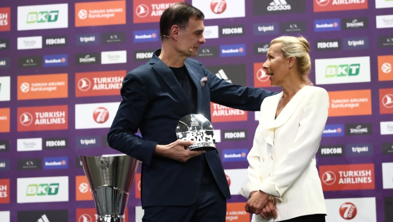 EuroLeague: Κορυφαίος προπονητής ο Γιώργος Μπαρτζώκας (vid)