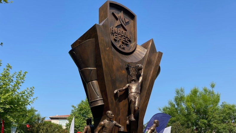 Εφές: Έφτιαξε μνημείο για την EuroLeague του 2021! (vid)
