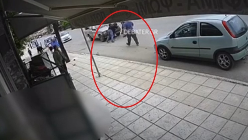 Άγριος ξυλοδαρμός αστυνομικού που έκανε παρατήρηση για παρκάρισμα: «Νταβατζή θα σε βάλουμε» (vid)