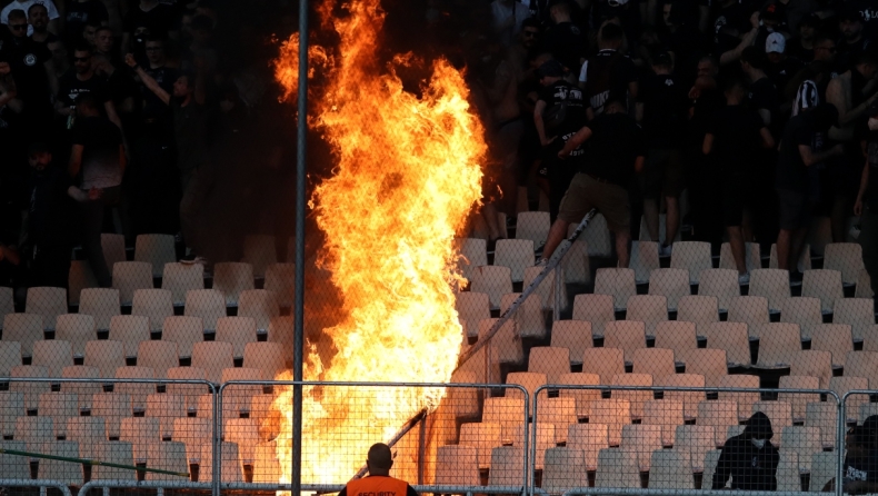 Παναθηναϊκός - ΠΑΟΚ: Φωτιά στην εξέδρα των οπαδών του Δικεφάλου! (vid)