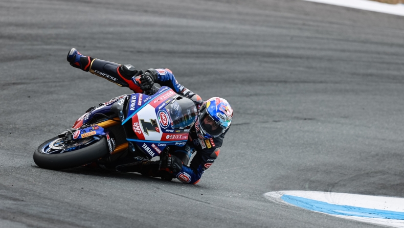 WorldSBK: Ο Ραζγκατλίογλου μιμείται τον Μάρκεθ (vid)