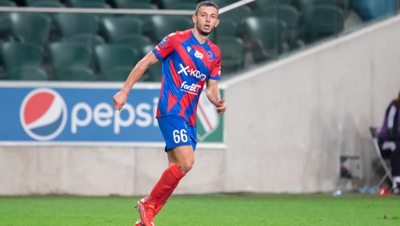 Παπανικολάου: Σκόρερ στην ήττα της Ράκοβ, αυτογκόλ ο Σβάρνας