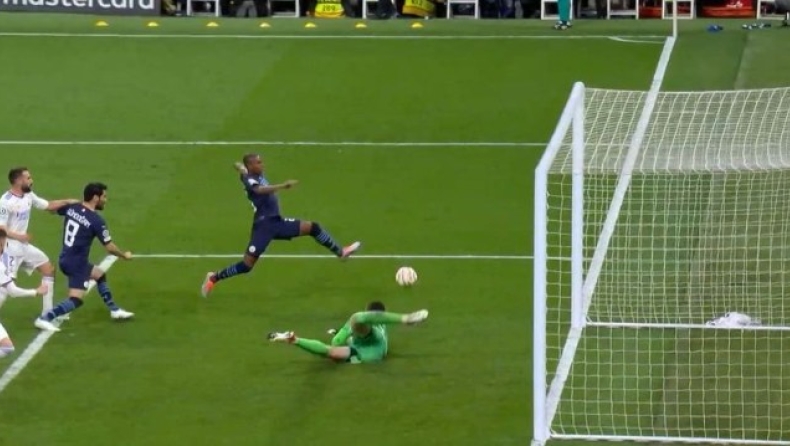 Ρεάλ Μαδρίτης - Μάντσεστερ Σίτι: Η απόκρουση του Κουρτουά και η ευκαιρία του Φερναντίνιο για το 3-2 (vid)