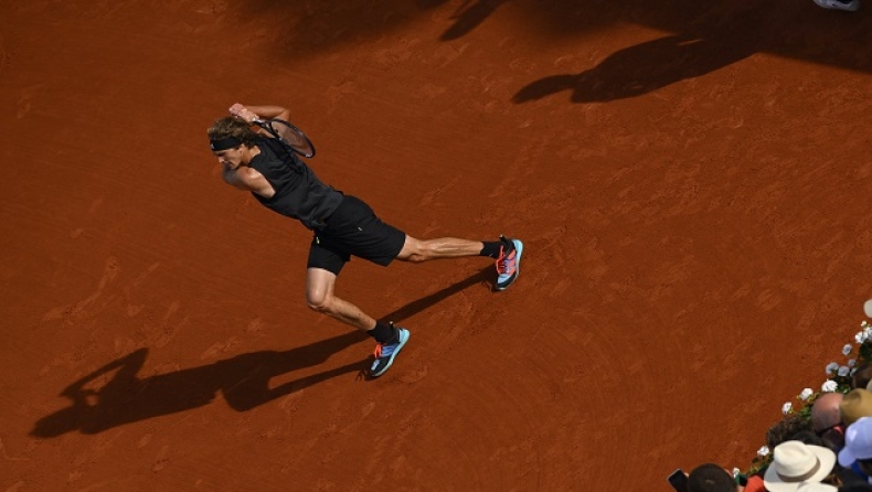Roland Garros: Εύκολα στον δεύτερο γύρο ο Ζβέρεφ