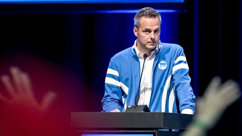 Χέρτα: Η μικρή επανάσταση ενάντια στο modern football, το «παιδί από το πέταλο» πρόεδρος της ομάδας