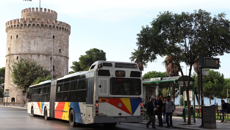 Συνελήφθη οδηγός λεωφορείου στη Θεσσαλονίκη που κατέβασε 11χρονο επειδή δεν φορούσε μάσκα 