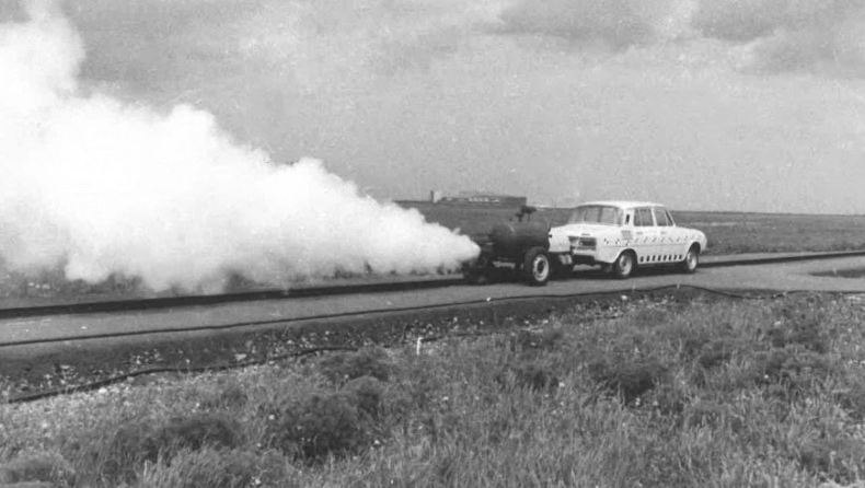 Crash test: Με ρουκέτα ατμού πριν από 50 χρόνια!