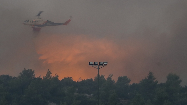 «Η Ανθούσα εγκαταλείφθηκε, ένα πυροσβεστικό το πρωί κι αυτό τυχαία»: Ξέσπασε τοπικός σύμβουλος (vid)