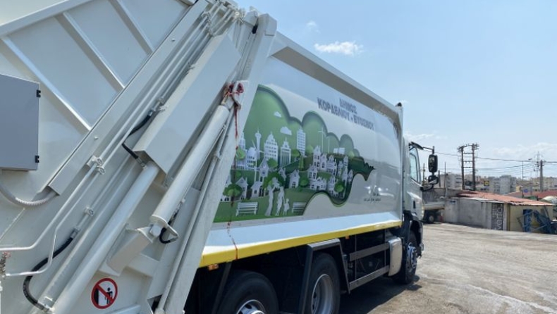 Θεσσαλονίκη: Πλάκωσε στο ξύλο υπάλληλο καθαριότητας γιατί τον ξύπνησε με το απορριμματοφόρο