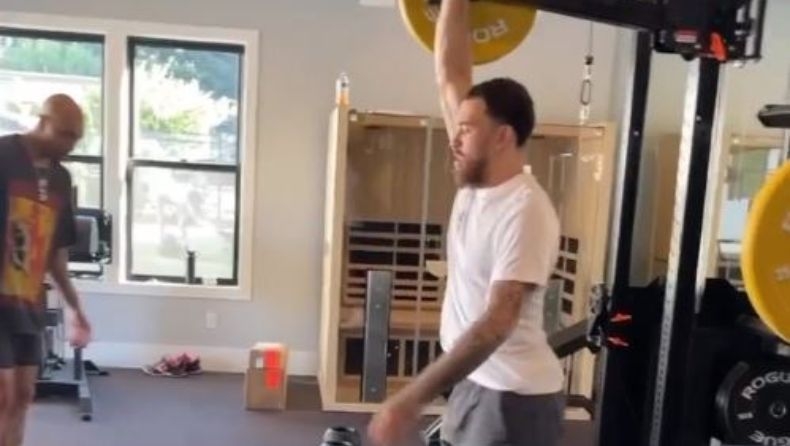 Παναθηναϊκός: Ο Άντριους προπονείται με τον Μάικ Τζέιμς (vid)