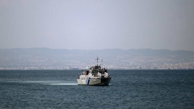 Ρόδος: Ιστιοφόρο με τούρκους διακινητές προσπάθησε να εμβολίσει σκάφος του λιμενικού