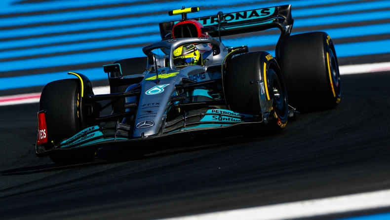 Formula 1, Χάμιλτον: «Είμαστε ένα δευτερόλεπτο πίσω»