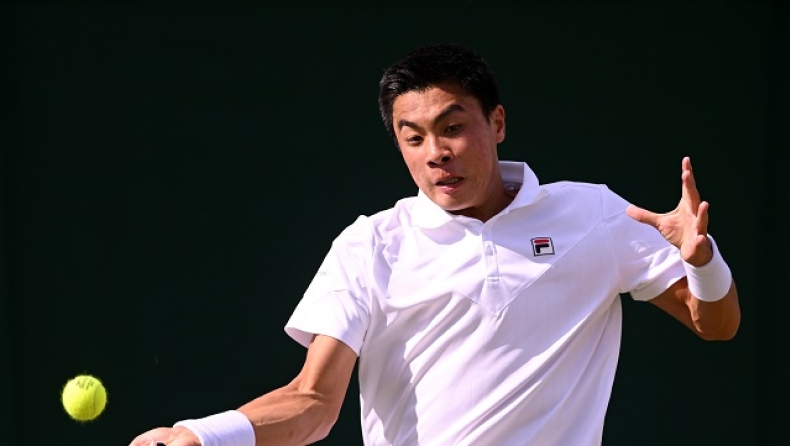 Wimbledon: Ο Νακασίμα στους «16», περιμένει Τσιτσιπά ή Κύργιο